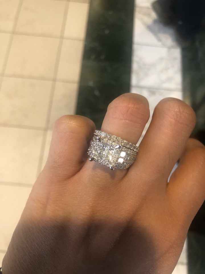 Brides of 2022! Show us your ring! - 1