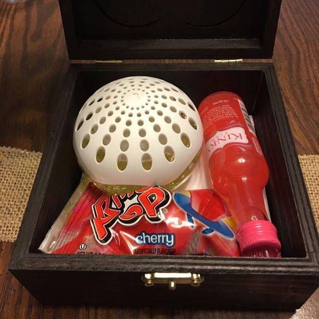 Bridesmaid proposal boxes