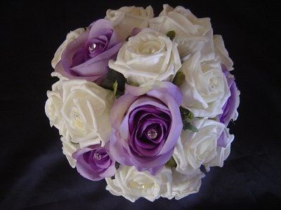 Any ideas for DIY bouquets and centerpieces?