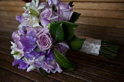 Any ideas for DIY bouquets and centerpieces?
