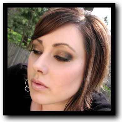 What color eyeshadow....