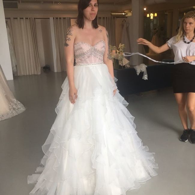 Show me your dresses!!