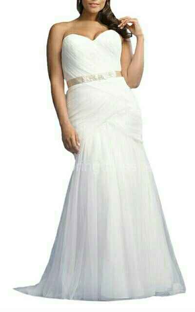 Show off those dresses!