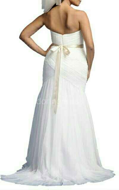 Show off those dresses!