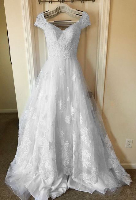 Does your wedding dress have lace, beading, or both? 7