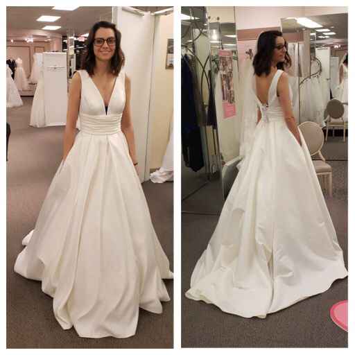 Does your wedding dress have lace, beading, or both? - 1