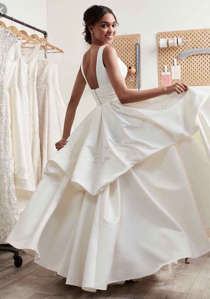 Front Bustle....after the heels come off - 2