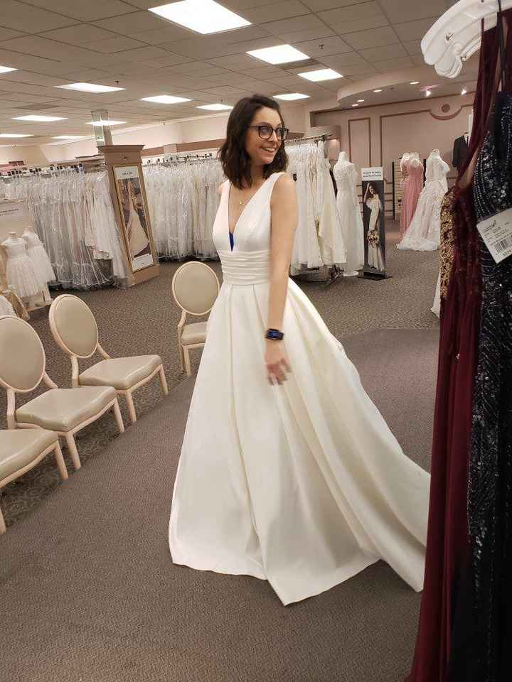 He doesn’t like my dream wedding dress - 1