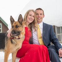Engagement Photos with Pets: Share Your Tips and Pics!