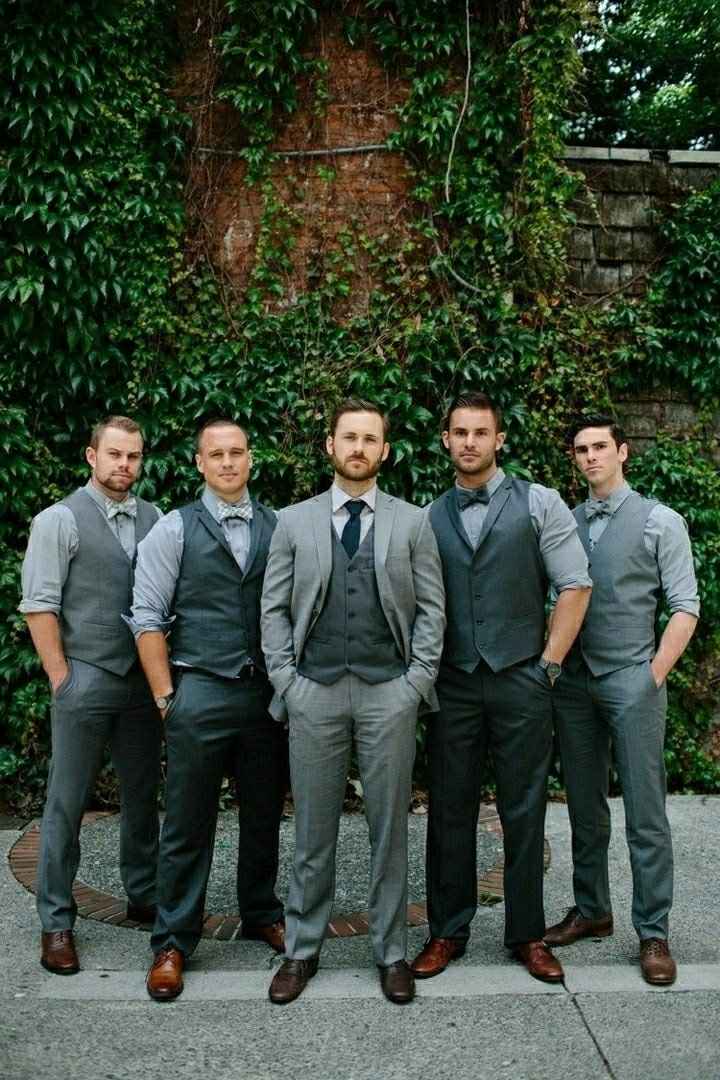 Mismatched Groomsmen & Semi-Matching Bridesmaids?