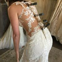 Found my dress! But what about a veil? - 2