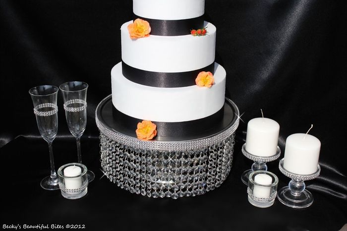 Creative cake stand...too risky??