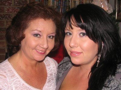 Awww... Look at me and my beautiful family!!