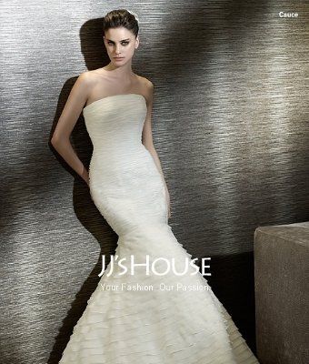 Dress Help!!!! I have to make a change!! (PICS)
