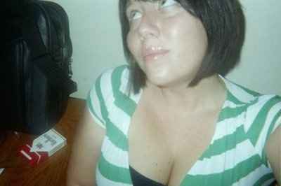 POST pics of your dress, your flowers, your man,  friend lighting cig of a tiki torch & your boobs!