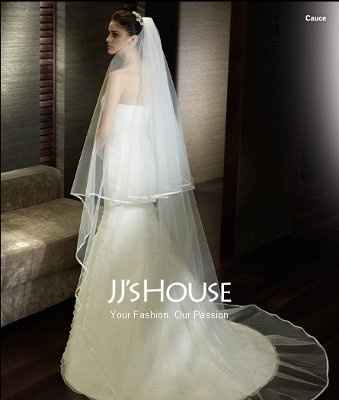 Dress Help!!!! I have to make a change!! (PICS)