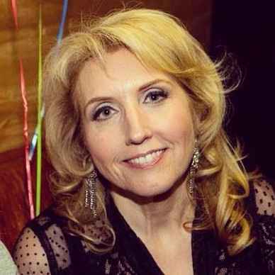 Brides over 40??? Roll call!!