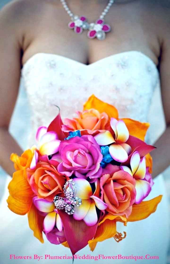 Beachy Themed Center Pieces & Bright flowers?