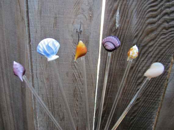 Beach themed centerpiece ideas / vendors