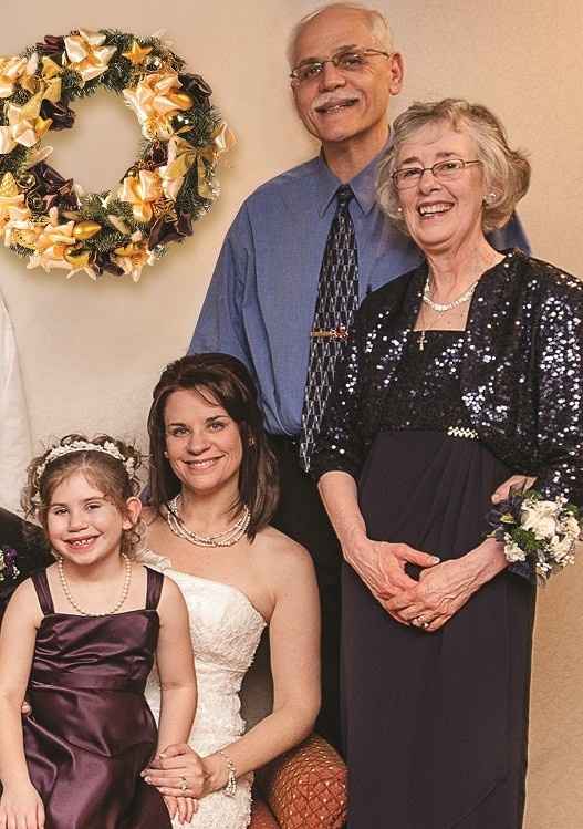 Show me what the parent(s) are wearing...