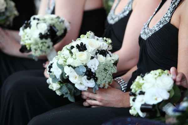 Wedding in July: Colors Help