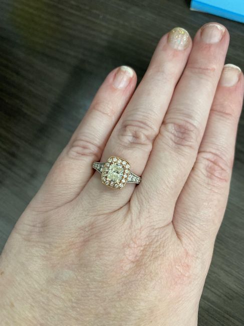 Brides of 2022! Show us your ring! - 1
