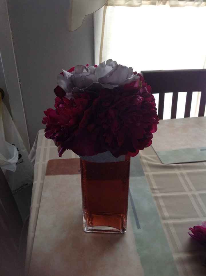 Center piece pics need help