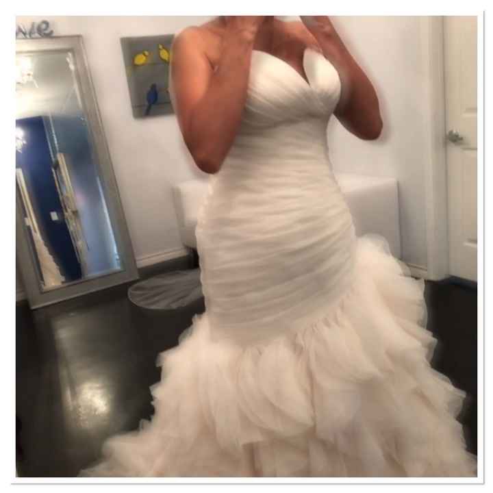 My dress!! I'm so in LOVE.....