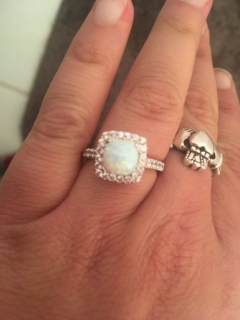 New engagement ring- show me your rings!