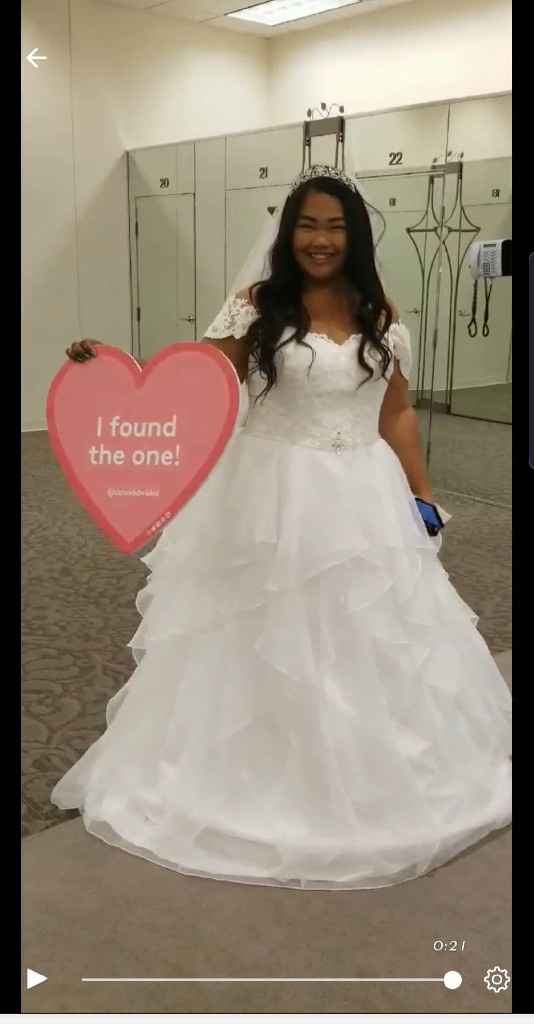 Short/petite bride, please show me your dress - 1