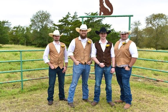 Rustic Groom & Groomsmen attire 1