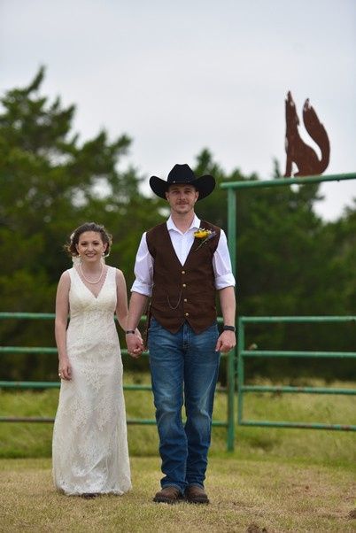 I'm 4'8 and Fiance is 5'11 3