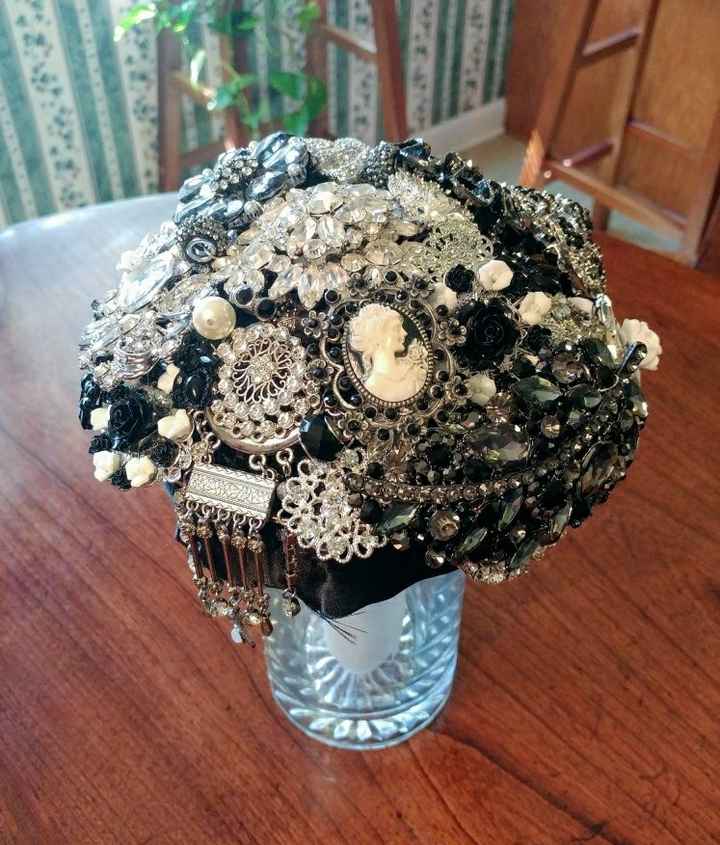 Brooch bouquet! - 2