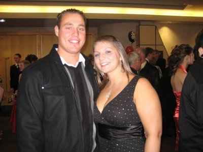 Let's see all of the bride's with their grooms!