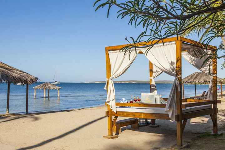 Epics - Unusual Locations