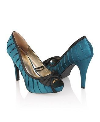 UPDATE: Ordered my shoes and cake topper!!!!
