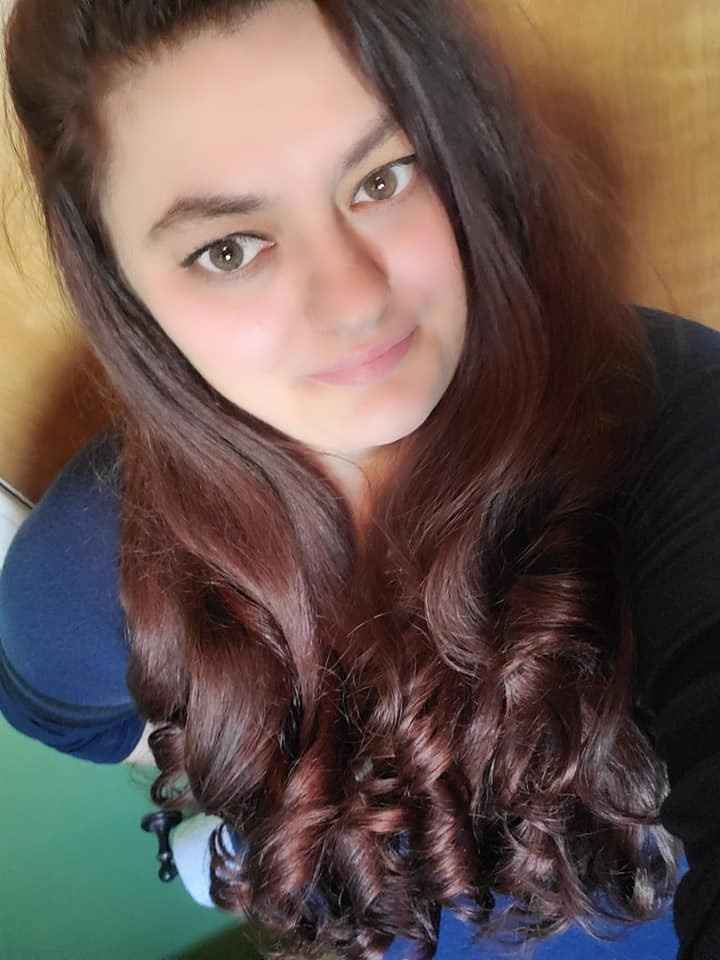 hair for engagement photos