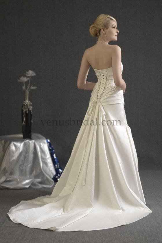 Show us your wedding dress