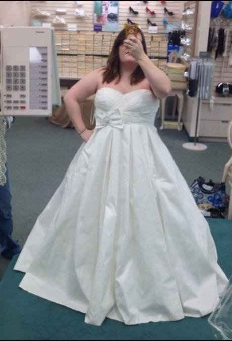 plus sized wedding dress