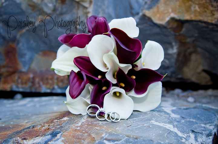 Back married, honeymooned and sneak peeks are in!!