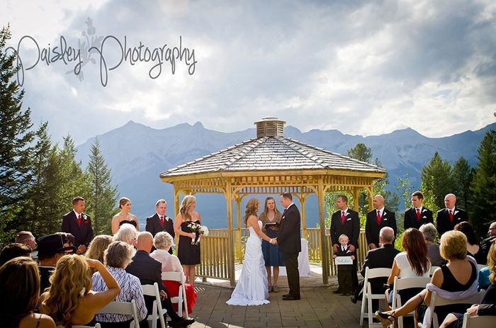 Back married, honeymooned and sneak peeks are in!!