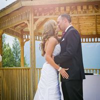 Back married, honeymooned and sneak peeks are in!!