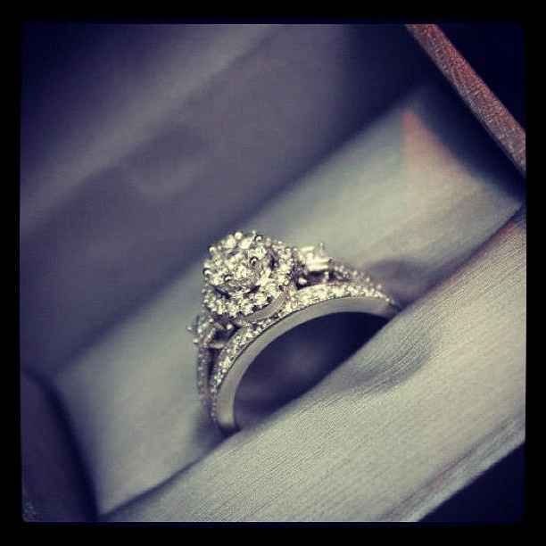 Show off your E-ring and wedding band!!!