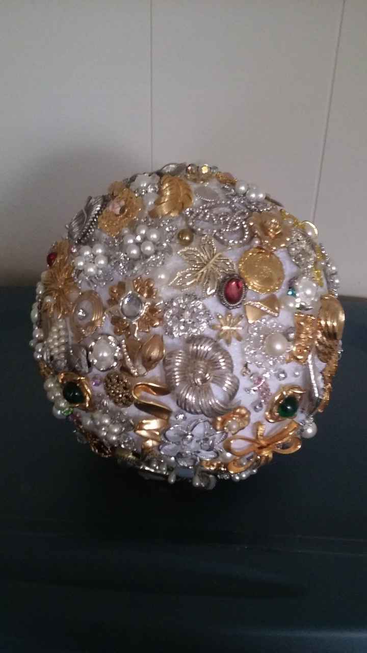 My brooch bouquet!!!!!