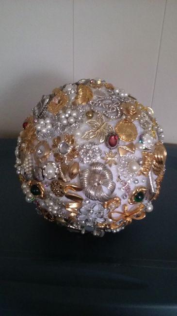 My brooch bouquet!!!!!
