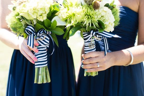 Beach Wedding Colors.......Plain bouquet or use wedding colors?