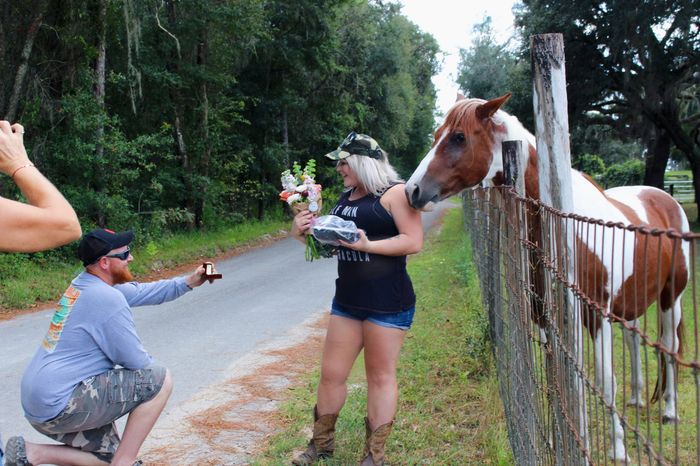 Engagement photo help - plus sized 4