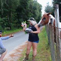 Engagement photo help - plus sized - 4