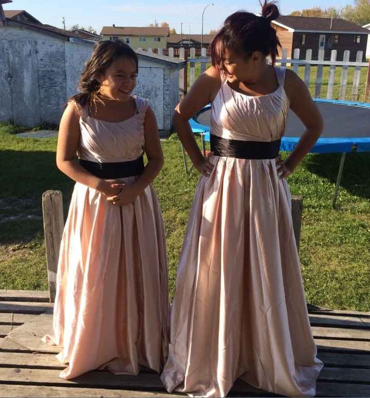 My younger sister ordered the bridesmaid dress and satisfied with it