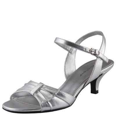 Need some shoe help, please!!!!!!!!!!